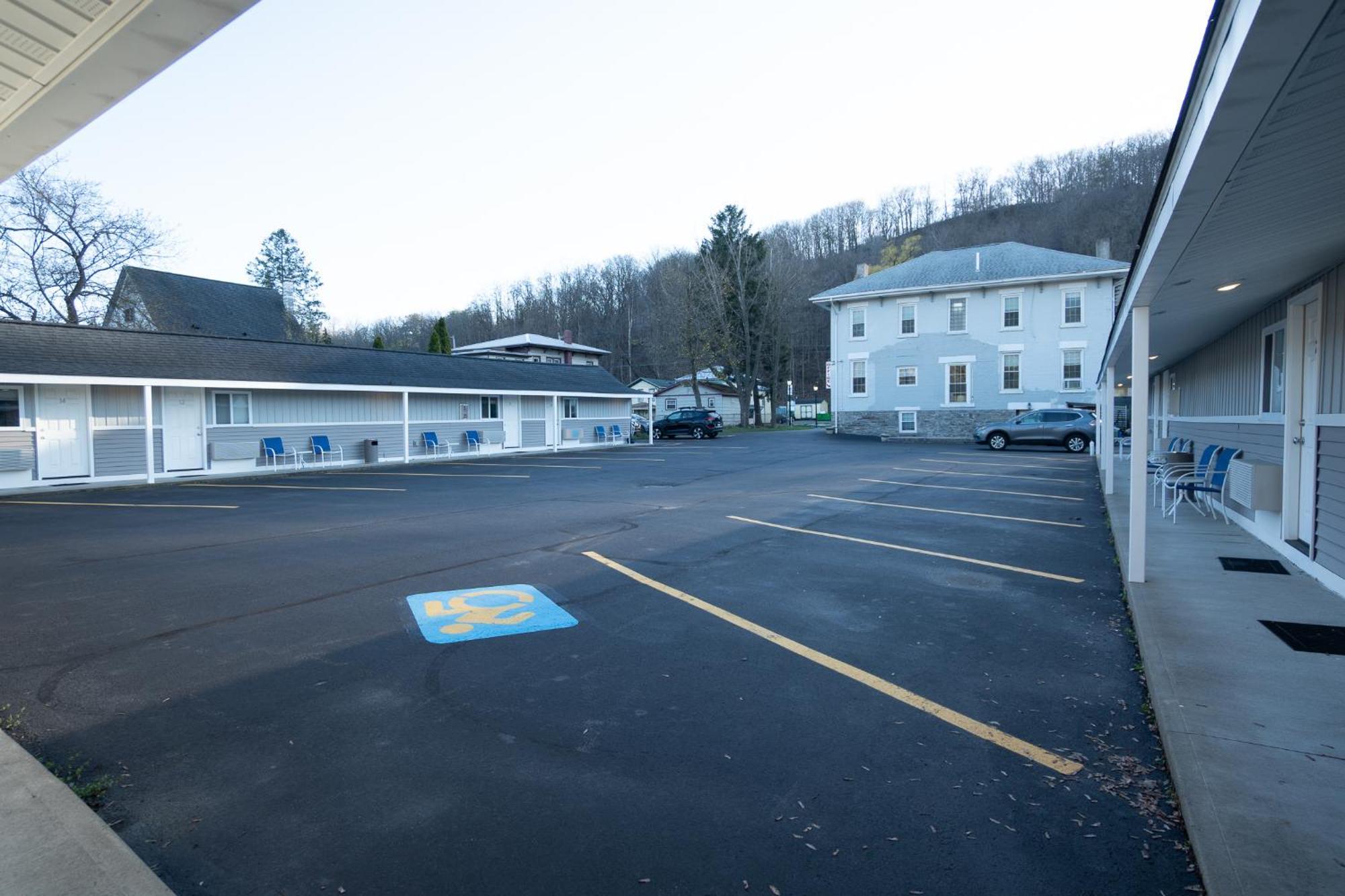 Watkins Motel Watkins Glen Ngoại thất bức ảnh